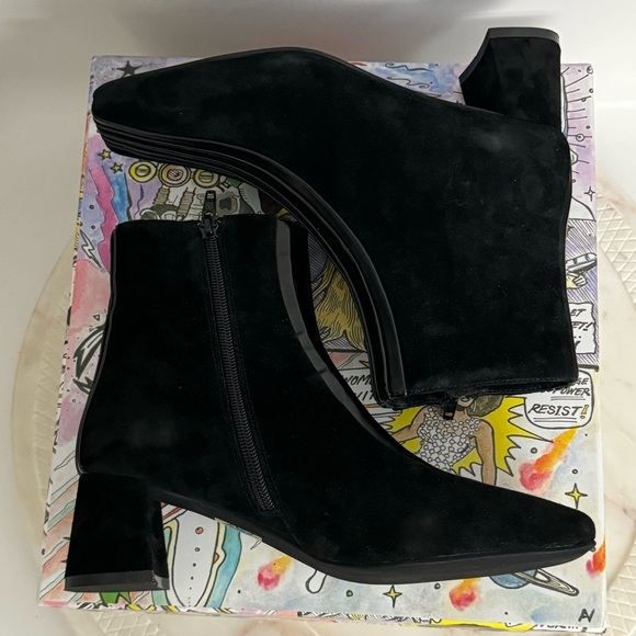 JEFFREY CAMPBELL Boots Women’s 6 Black Square Toe Side Zip $225 - Picture 2 of 8
